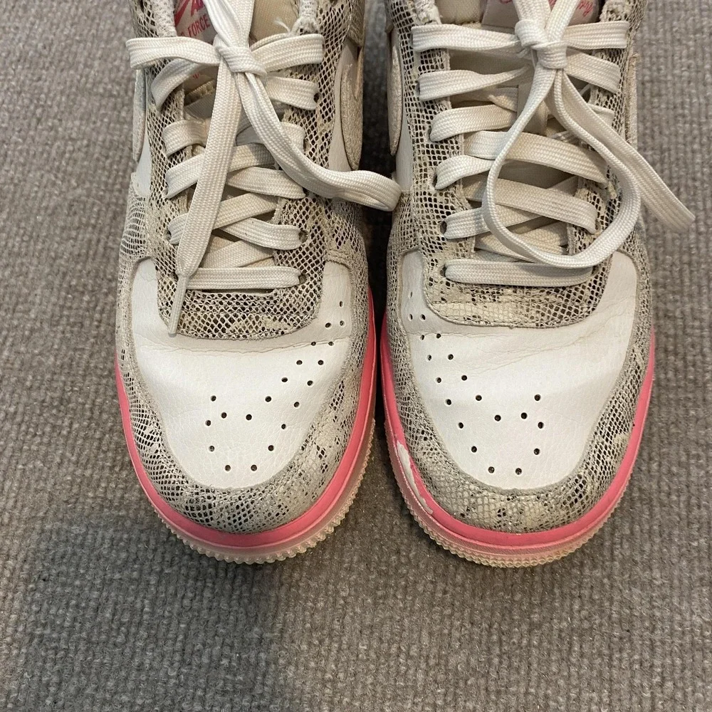 Nike Air Force 1 Shoes Womens Size 7.5 White Pink‎ Snakeskin Sneakers DV1031-030